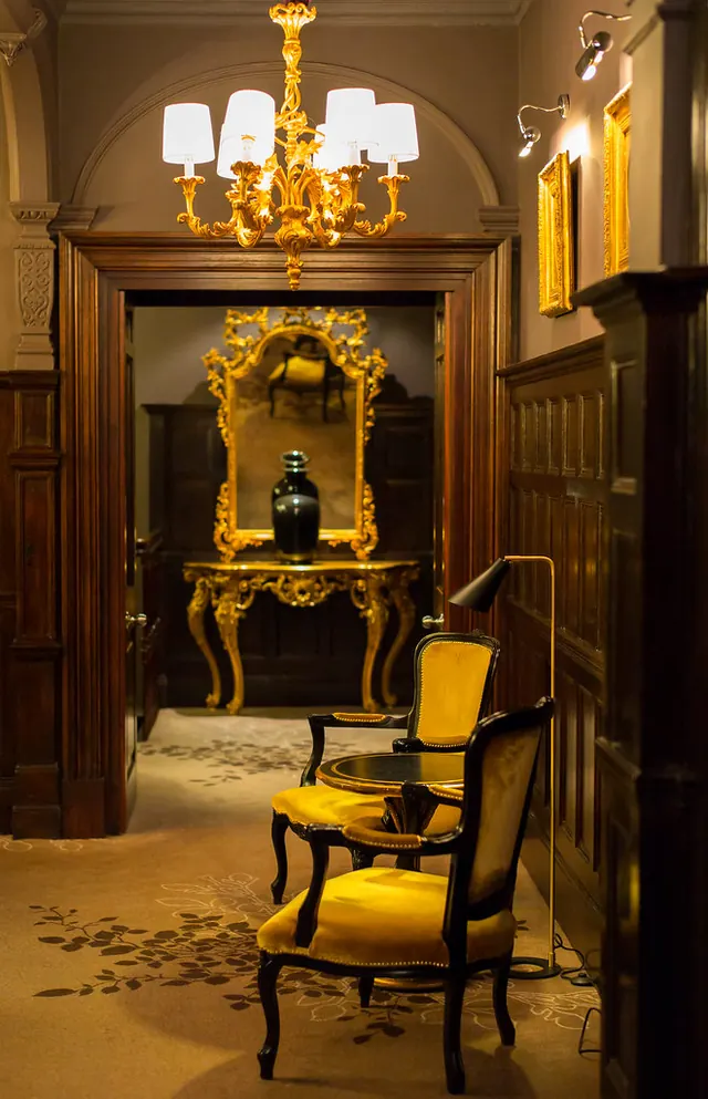 11 Cadogan Gardens, London