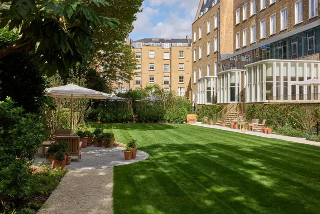 Miiro Templeton Garden, London